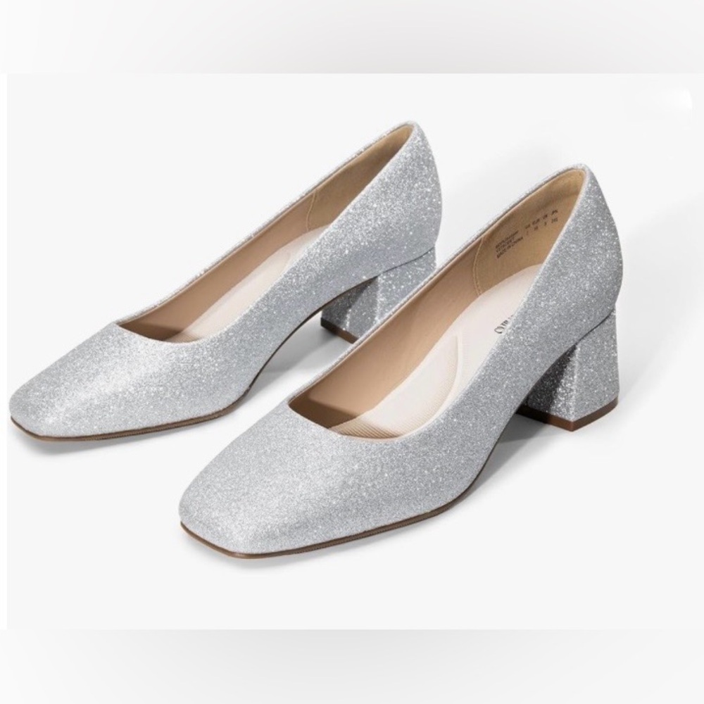 Dream Pairs Glittery Silver Block Heels Size 8 - Picture 2 of 16